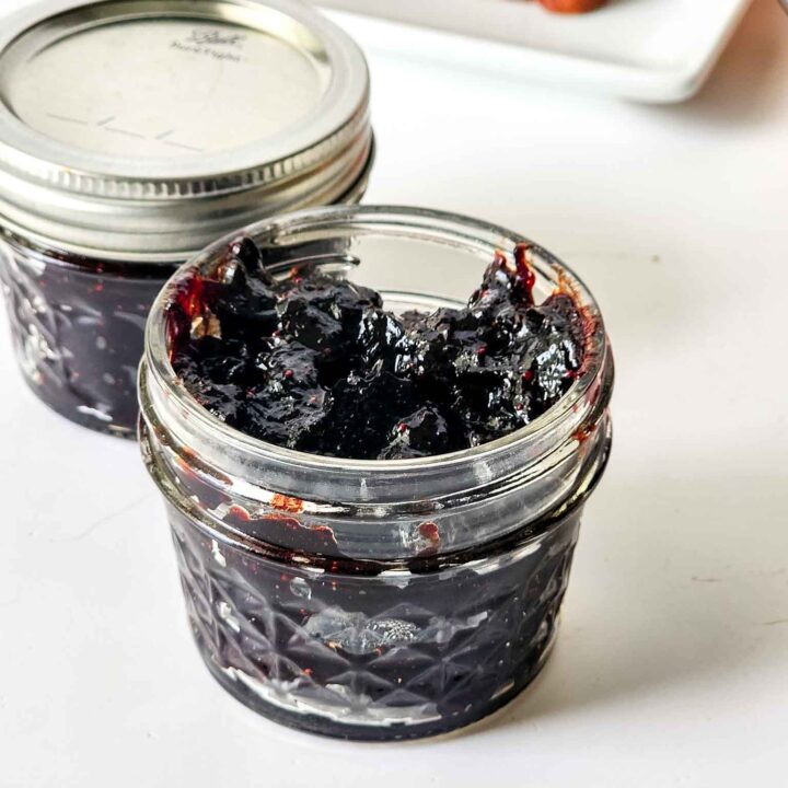 Easy 4 Ingredients Mixed Berry Jam Recipe