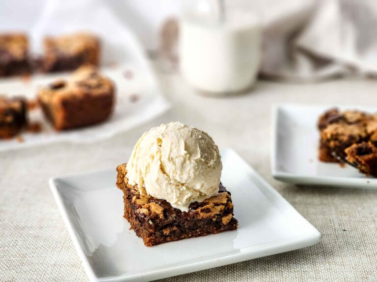 Chewy Peanut Butter Blondies Recipe