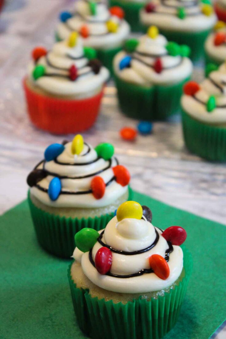 Easy Christmas Lights Cupcakes