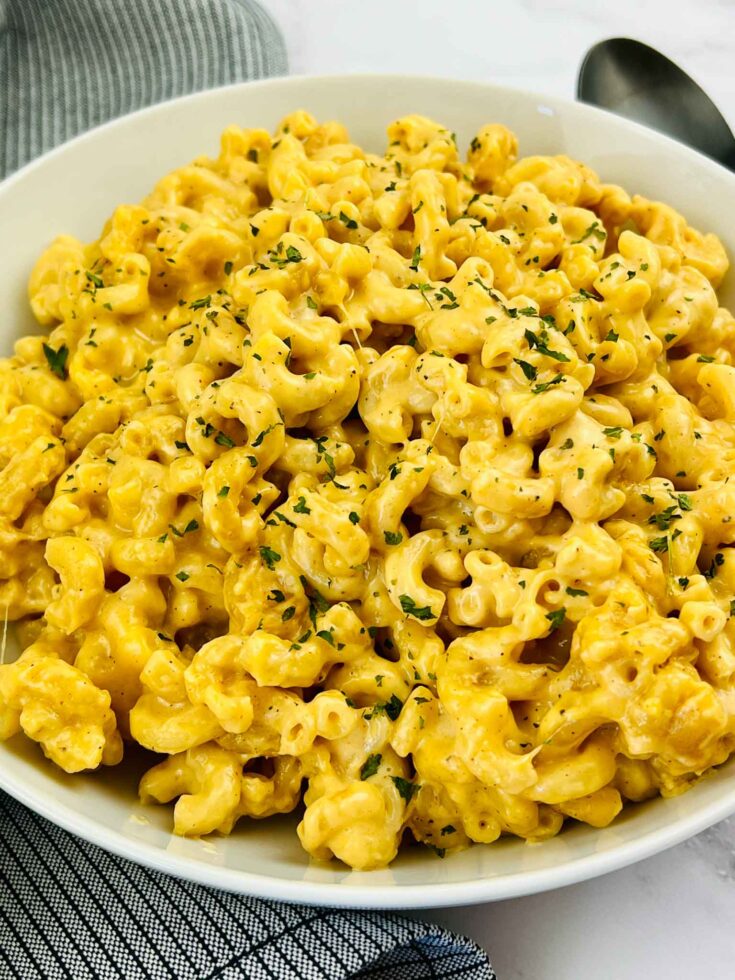 Easy Slow Cooker Mac and Cheese Recipe