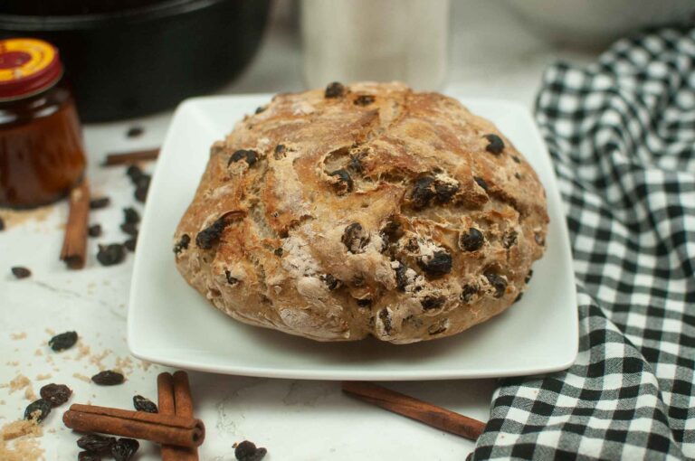 Easy Cinnamon Raisin Bread