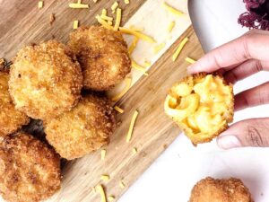 Fried mac and cheese bites